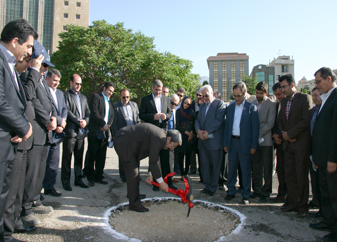 مراسم کلنگ زنی پروژه اداری مروارید برگزار شد