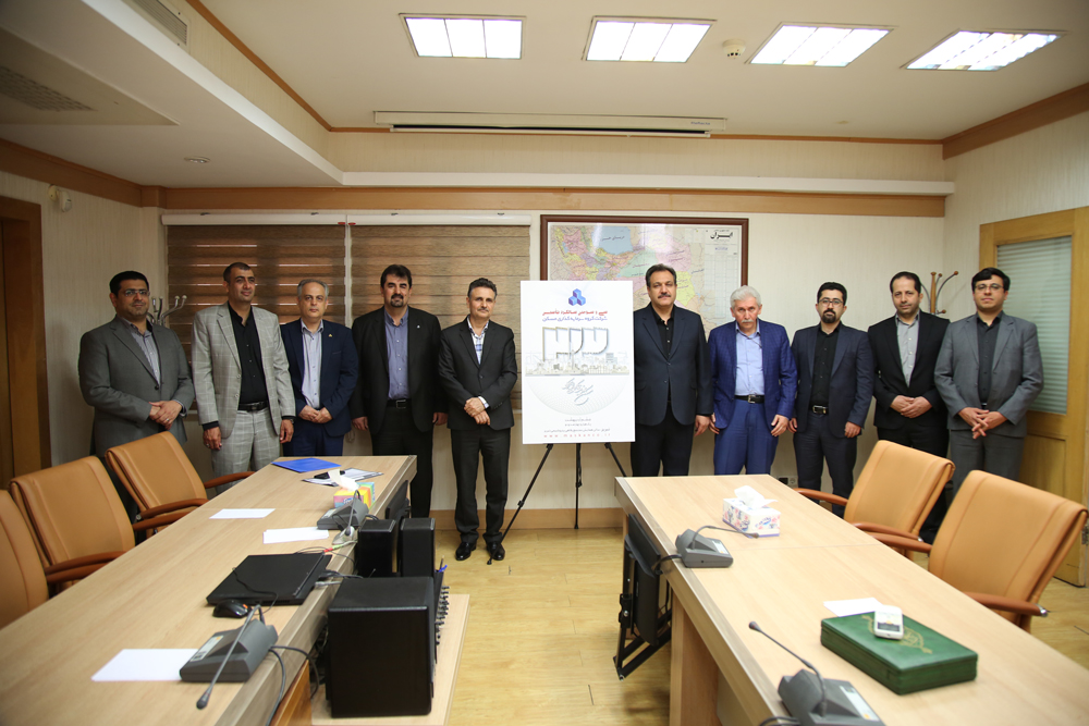 رونمایی پوستر