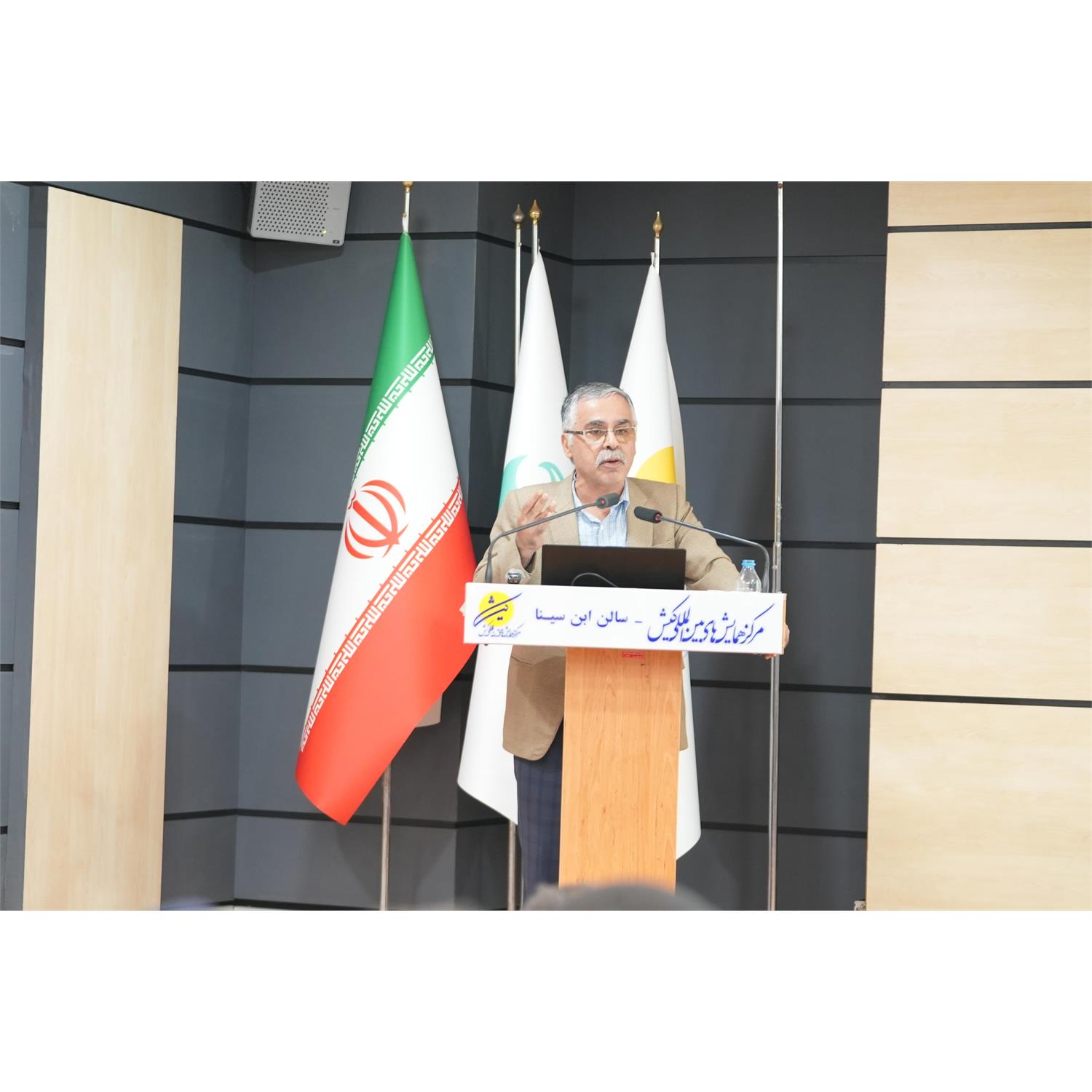 یزدانی: رکود مسکن نتیجه کوچک شدن اقتصاد و کاهش سرمایه‌گذاری خانوارها است