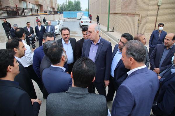 بازدید میدانی وزیر راه و شهرسازی از پروژه 1100 واحدی سبحان قرچک