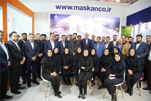 بازدید مدیرعامل بانک مسکن از غرفه ثمسکن