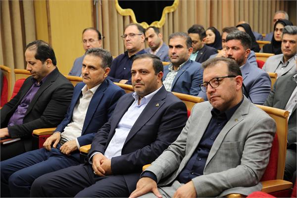 گزارش تصویری گرامی داشت هفته دولت و مقام کارمند در سالن جلسات شهید سلیمانی شرکت