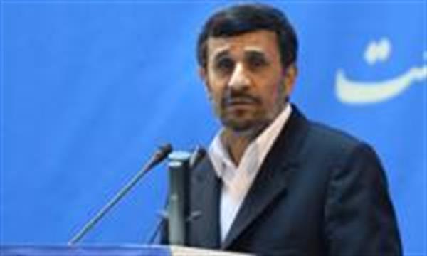 دکتر محمود احمدی نژاد در مراسم افتتاح طرح های عظیم انتقال آب، کارخانه نورد فولاد و جاده قم - گرمسار یکی از اقدامات دولت را تهیه مسکن دانست و گفت: مسکن در نگاه ما محل خوابیدن در شب نیست، بلکه محل زندگی