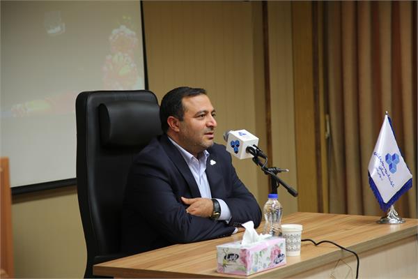 گزارش تصویری گرامی داشت هفته دولت و مقام کارمند در سالن جلسات شهید سلیمانی شرکت