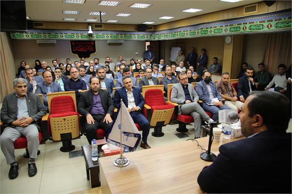 گزارش تصویری گرامی داشت هفته دولت و مقام کارمند در سالن جلسات شهید سلیمانی شرکت