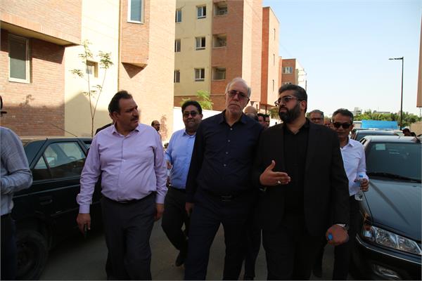 بازدید مدیرعامل و اعضا هیات مدیره بانک مسکن از پروژه سبحان قرچک